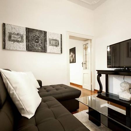 Banchi - Classic Apartment Between Navona And Campo Dei Fiori Рим Екстериор снимка